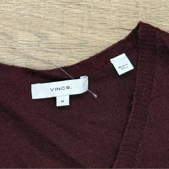 Vince Medium Burgundy V-Neck Sweater Wool Cashmere Blend - Picture 2 of 4